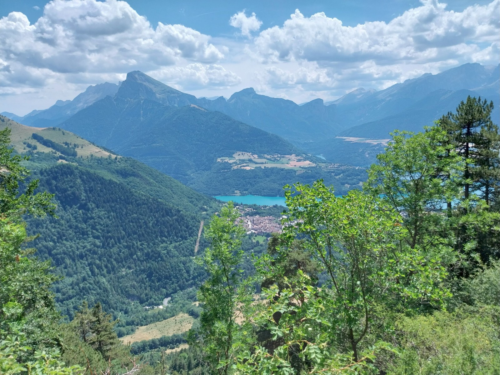 #6 Corps depuis la crête de Peyrague Corps depuis la crête de Peyrague