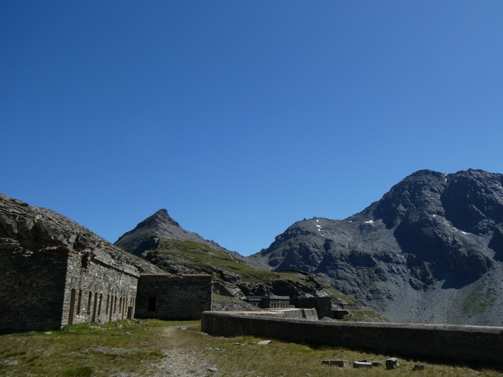 #9 Cime du Laro et le pas de la Beccia, Petit Mont Cenis. Cime du Laro et le pas de la Beccia, Petit Mont Cenis.