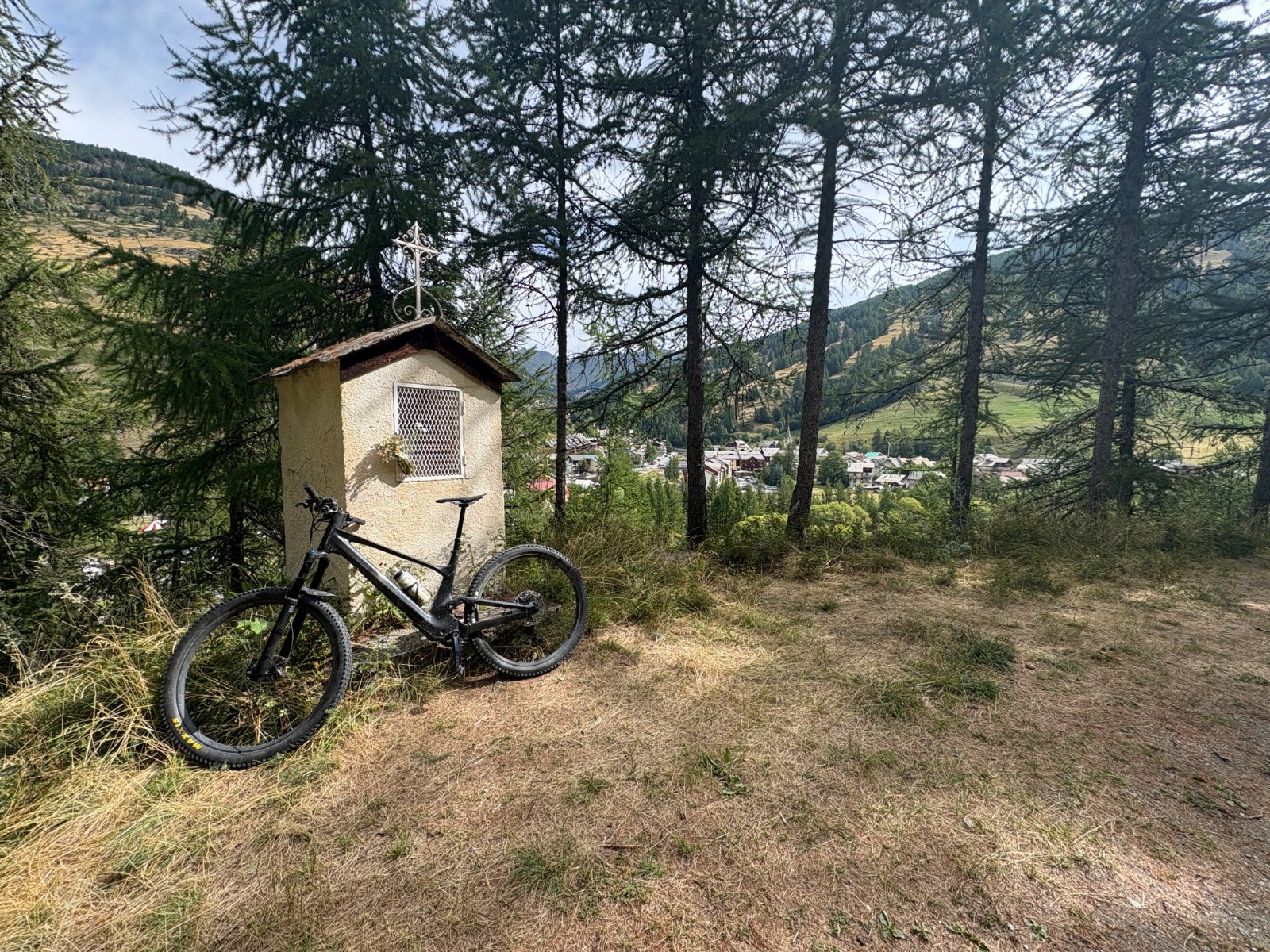 L'Oratoire devant Abriès...