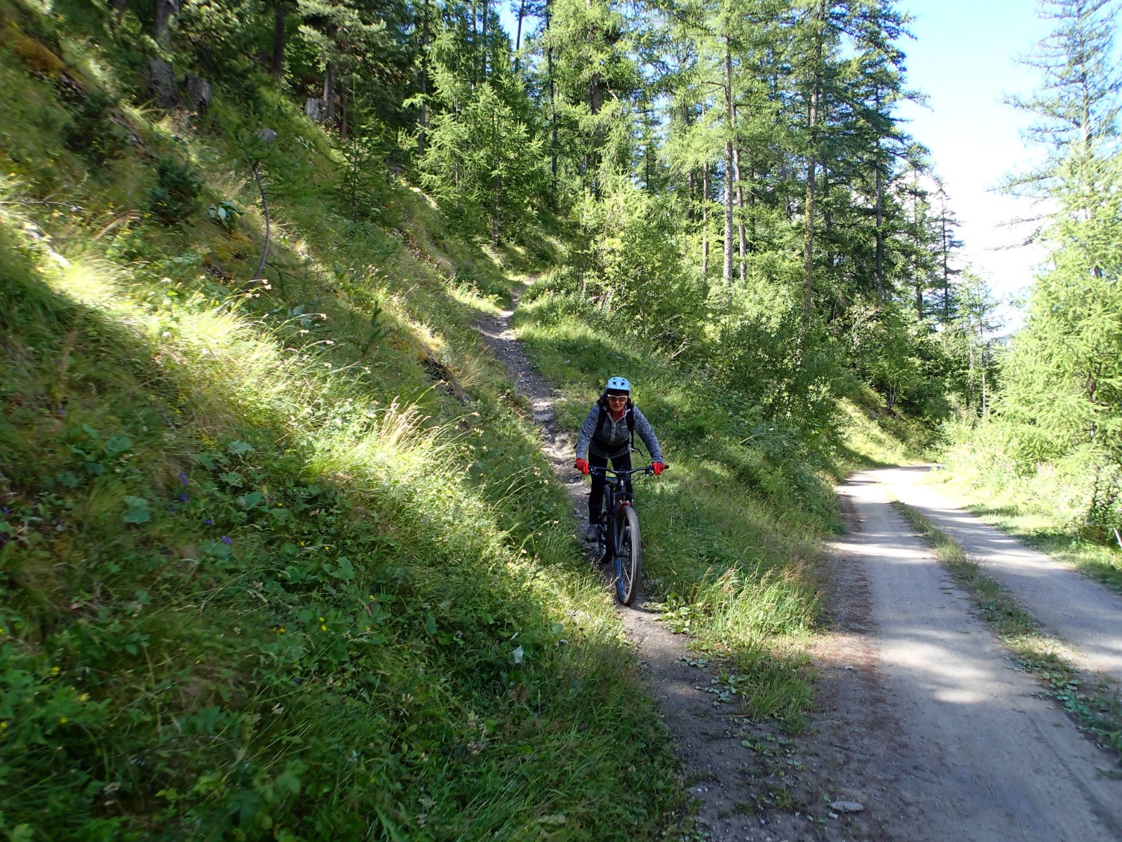 #13 Sortie du sentier des 40 lacets ... ouf ! Sortie du sentier des 40 lacets ... ouf !
