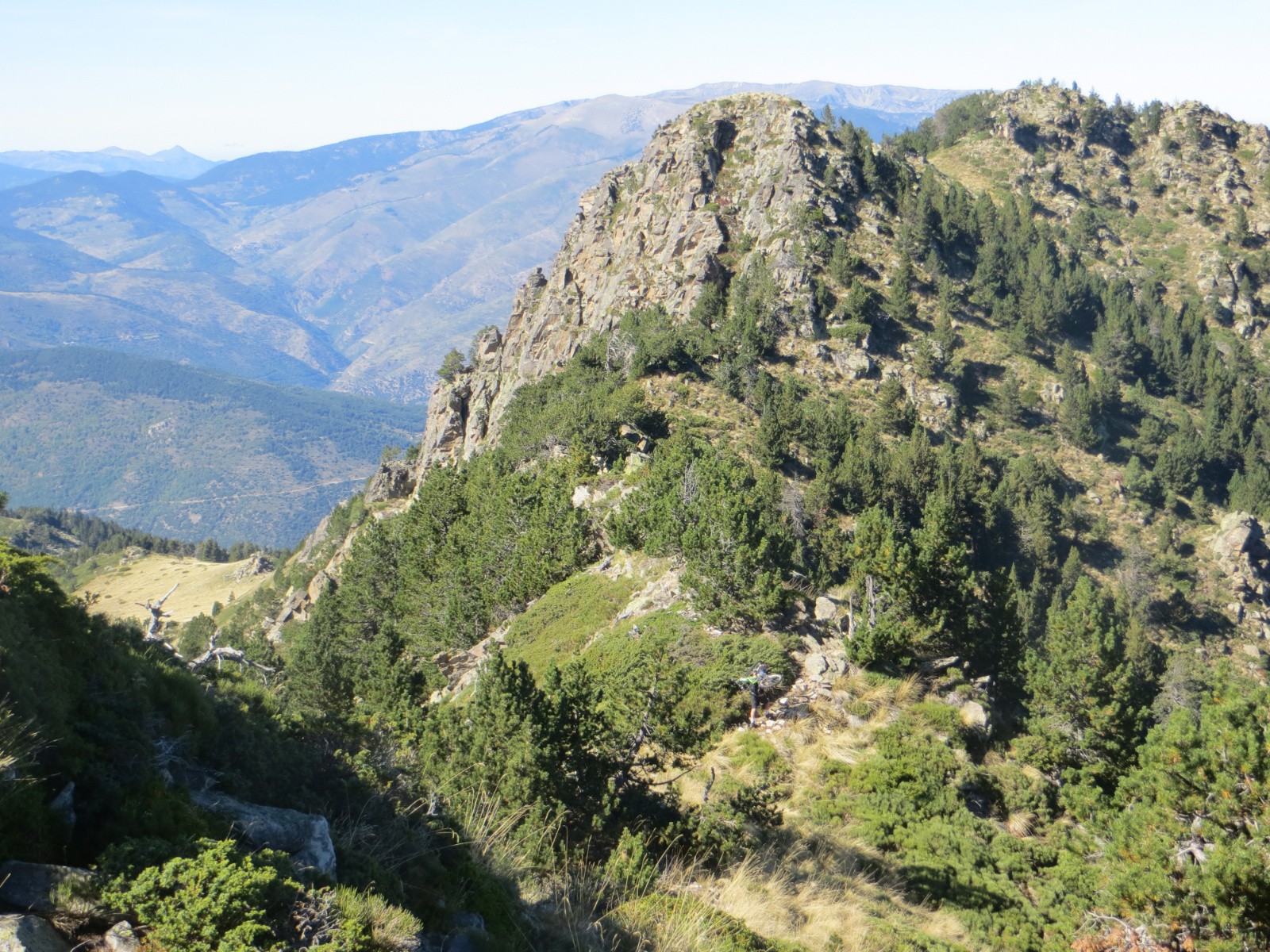 #36 En approche du Roc des Cimbels En approche du Roc des Cimbels