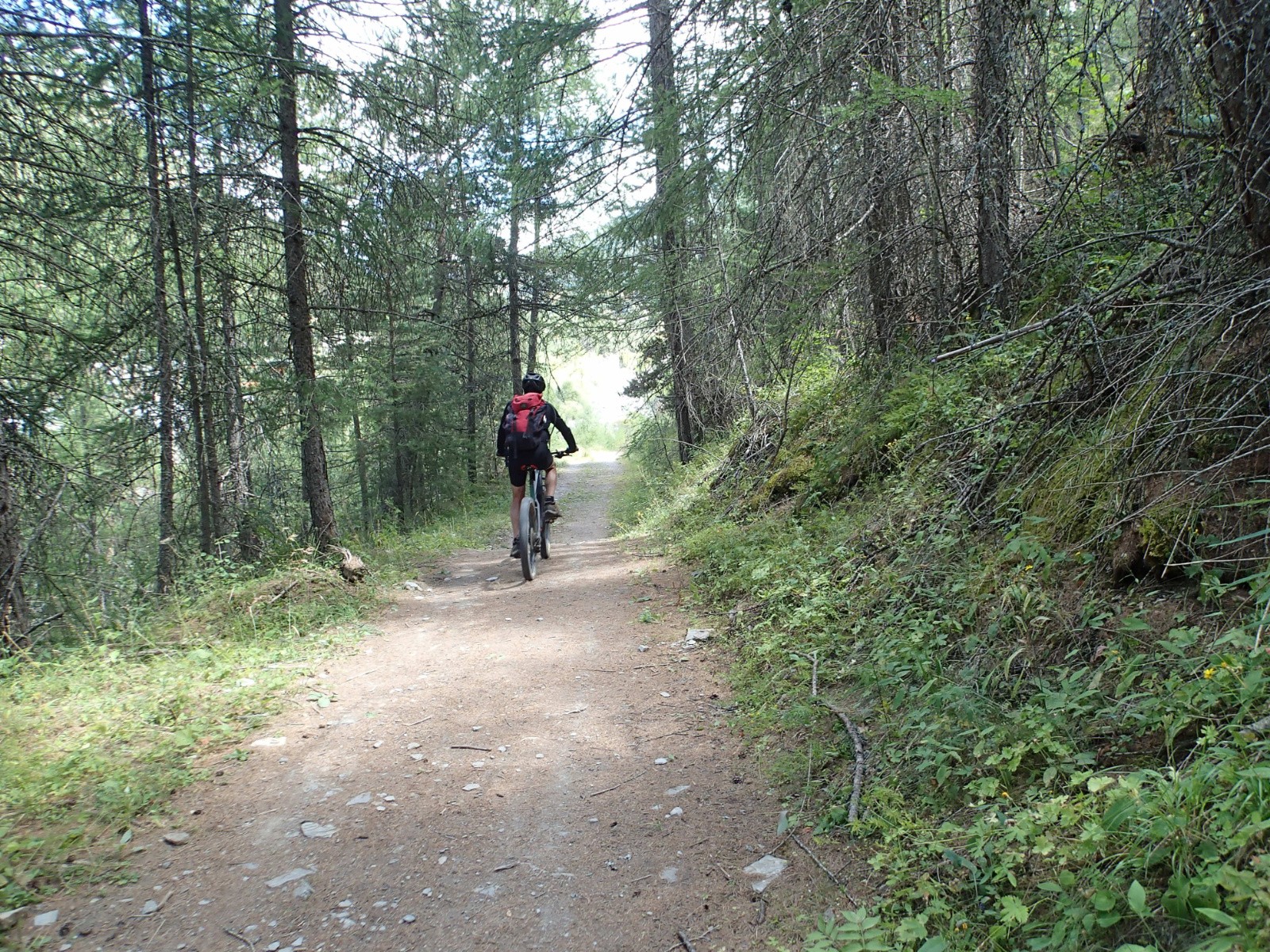 #14 Piste sympa le long du Guil entre Château-Queyras et VilleVieille... Piste sympa le long du Guil entre Château-Queyras et VilleVieille...