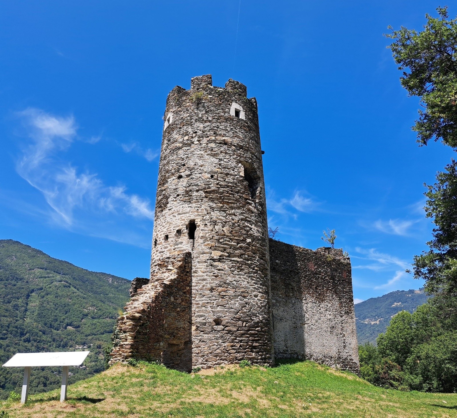 #5 Château de Chantemerle Château de Chantemerle