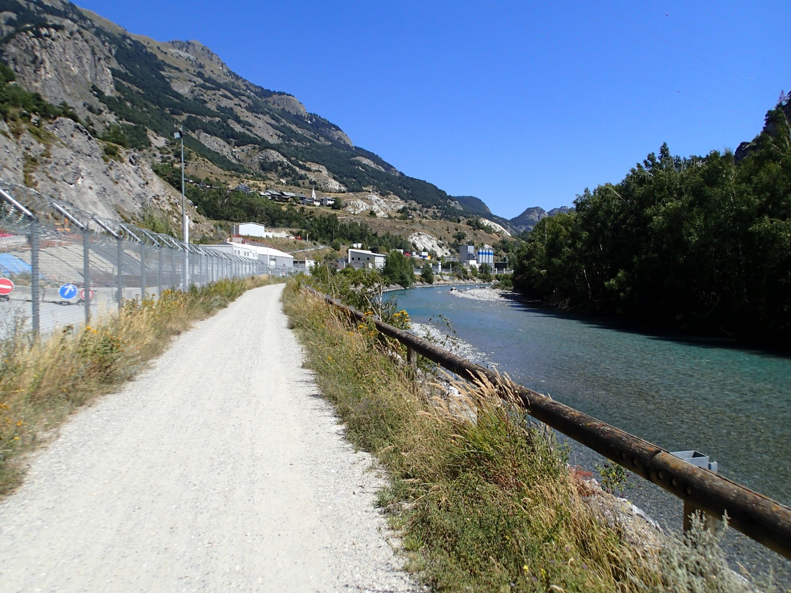 #12 Je continue sur l Je continue sur l'itinéraire vtt n°19