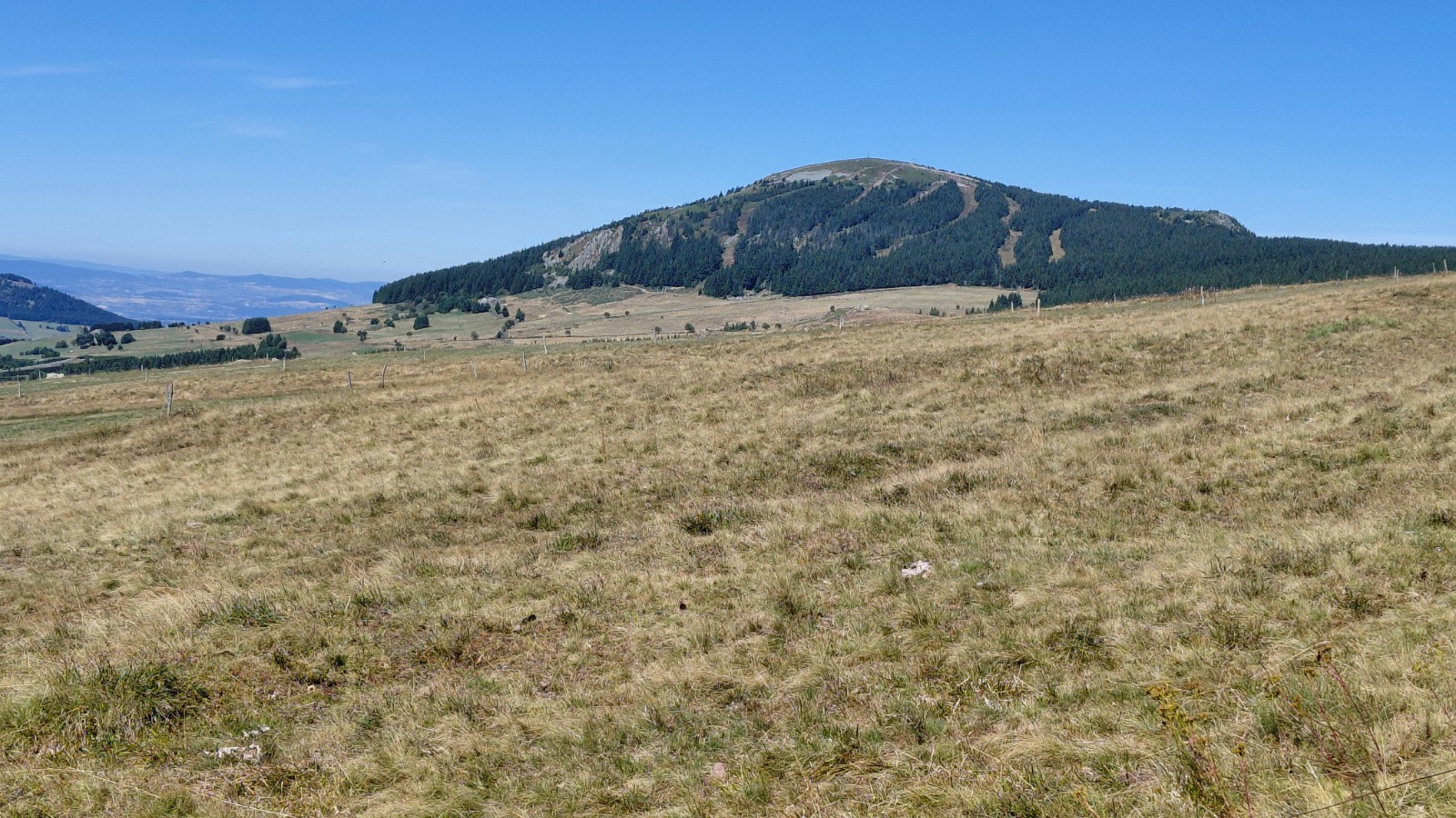#1 Le Mont d Le Mont d'Alambre