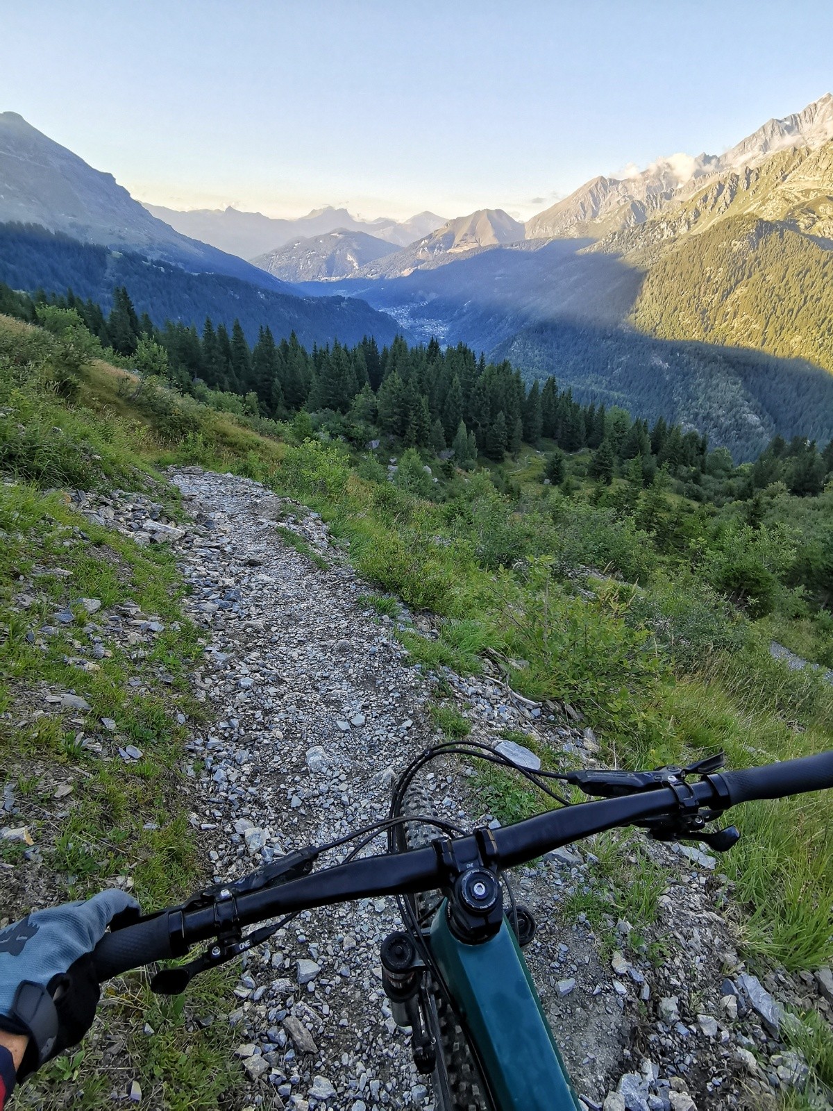  Après les Prés 