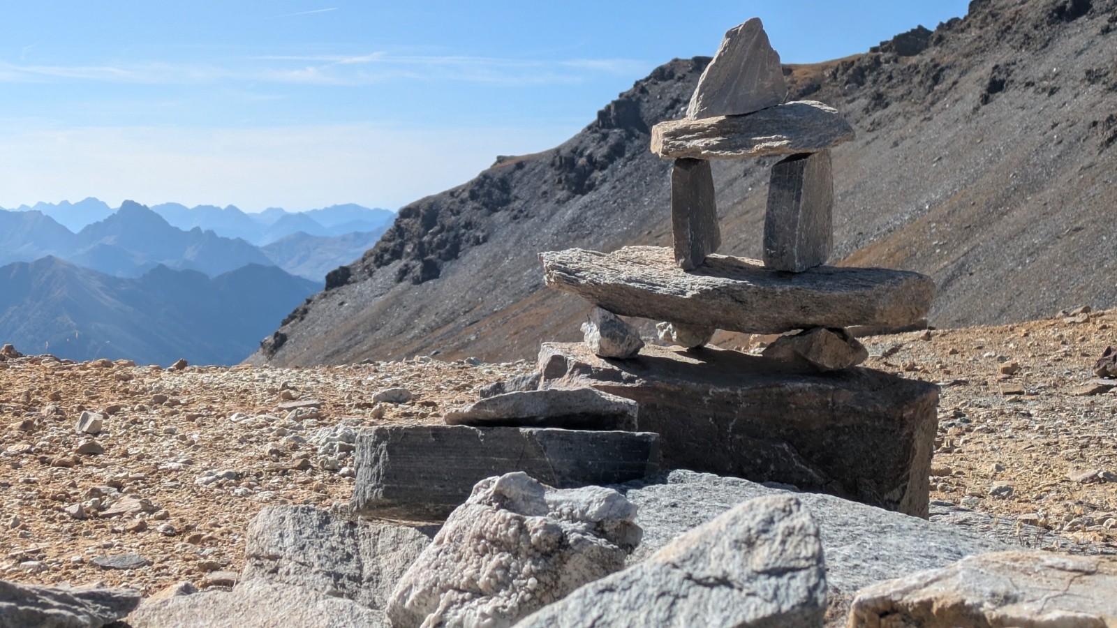 cairn à la gloire de Shimano