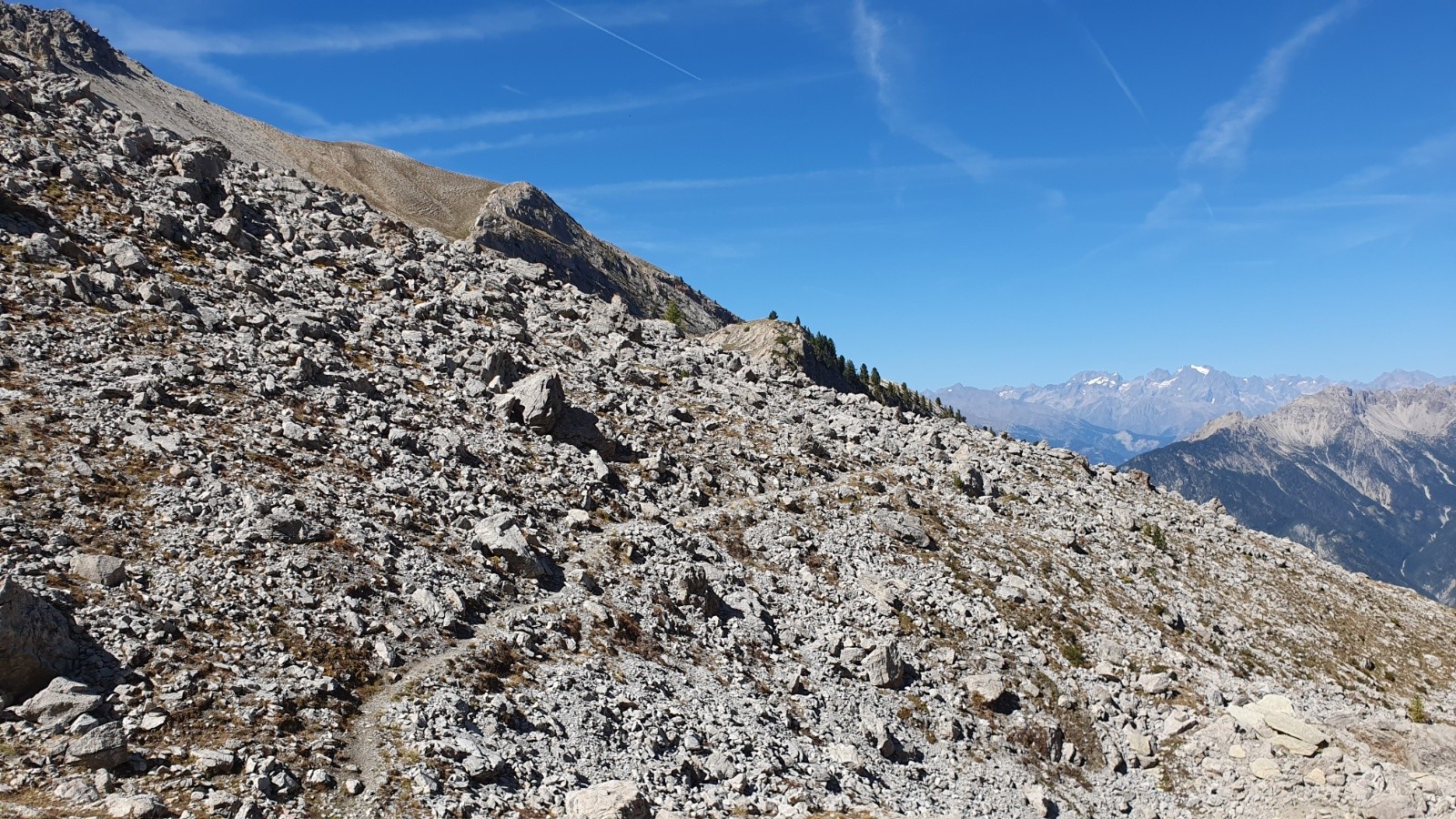  Pic d'Escreins (en haut à gauche)
