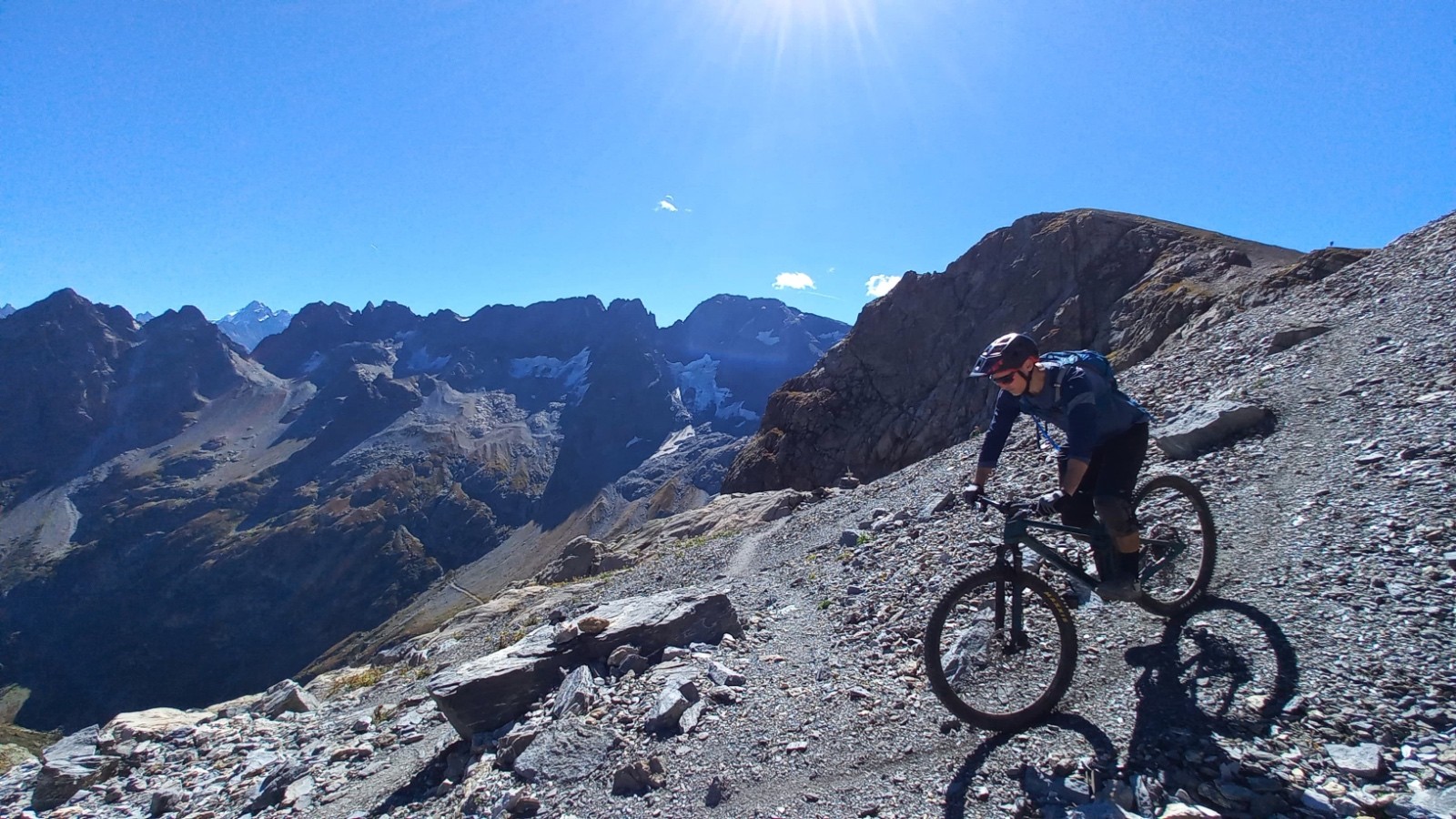 #15 Sous le col de Salrnton Sous le col de Salrnton