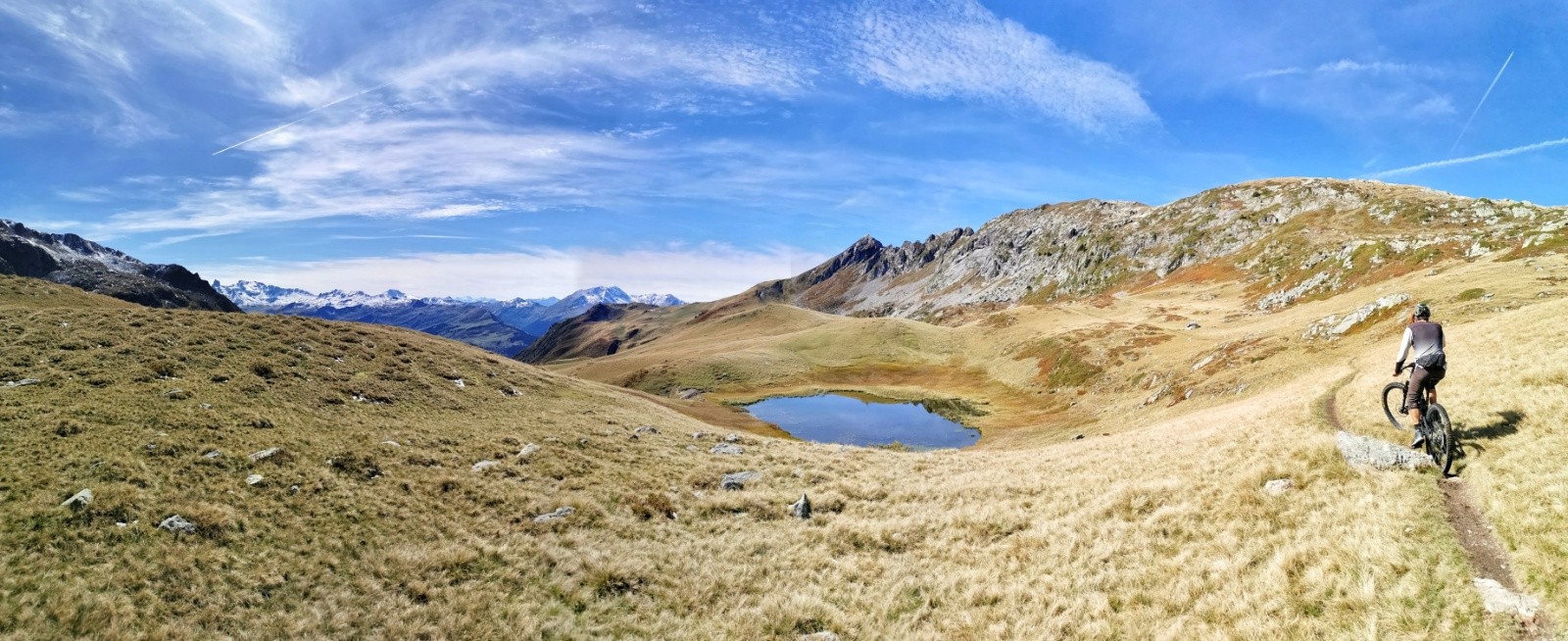 #7 Lac du Bout de Crêt Lac du Bout de Crêt