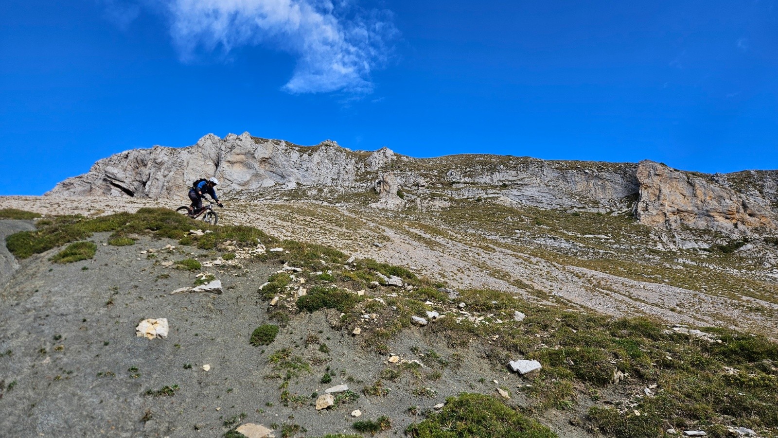 #8 Dans les cailloux Dans les cailloux