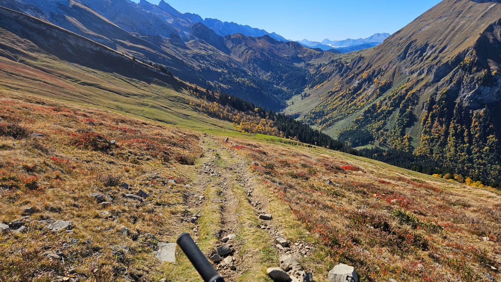#9 Sentier qui n’est pas toujours en bonne condition. Sentier qui n’est pas toujours en bonne condition.
