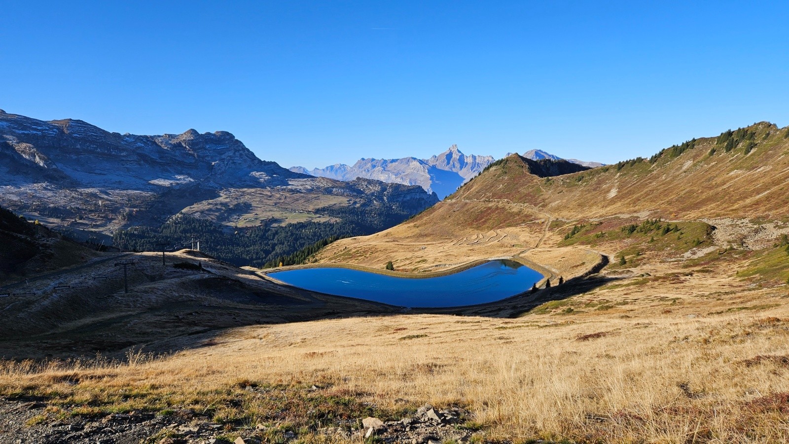 Lac artificiel des Grands Vans.