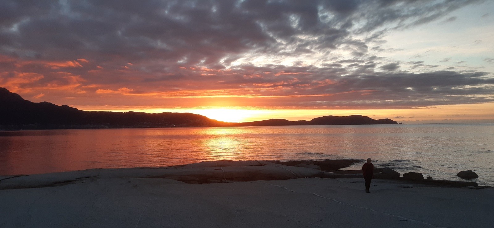 #10 Sunset sur Calvi à punta Calduna autre spot Enduro. Sunset sur Calvi à punta Calduna autre spot Enduro.