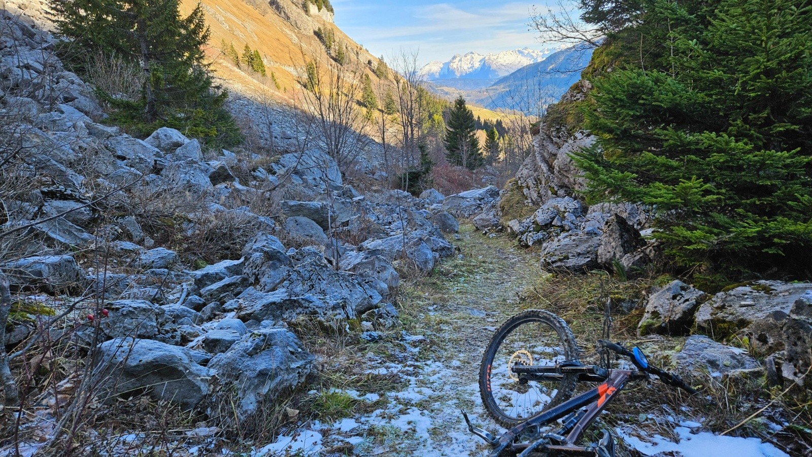 #9 Gelé pas de glissade, tout passe. Gelé pas de glissade, tout passe.