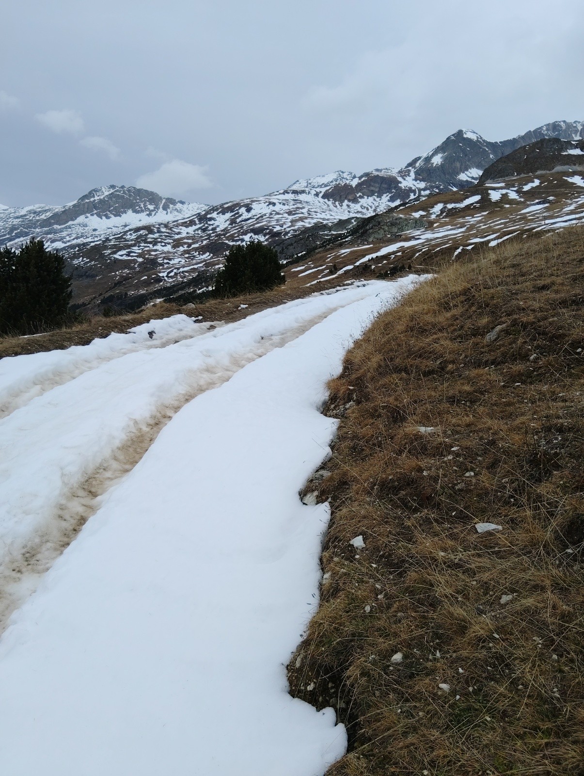 #31 Route vers la fournache, trop de neige Route vers la fournache, trop de neige