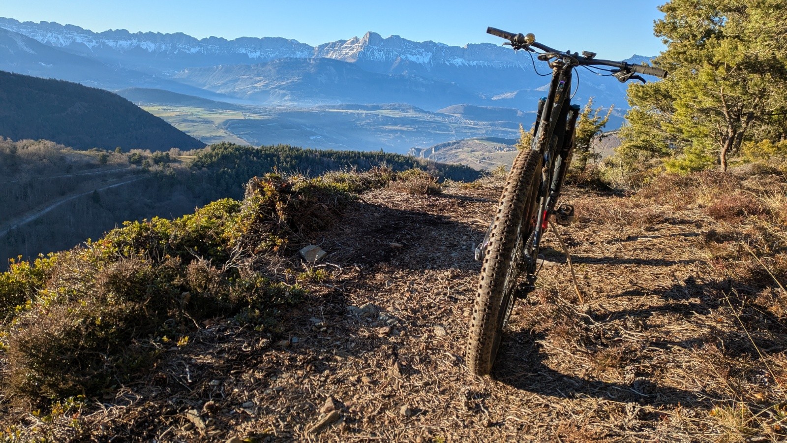 #8 vue sur le plus beau massif du Dauphiné vue sur le plus beau massif du Dauphiné