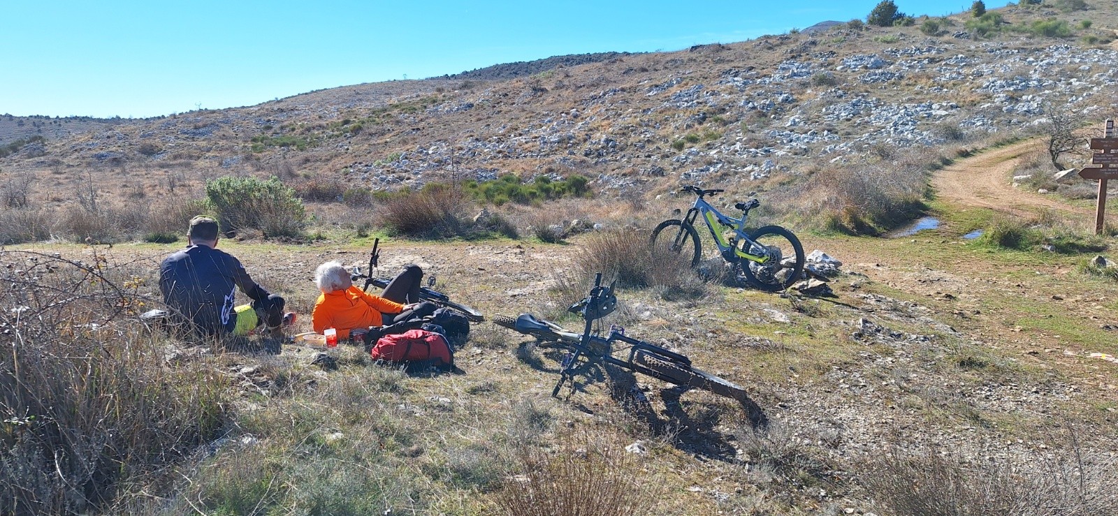 #17 Casse croûte à Mangia Pau Casse croûte à Mangia Pau