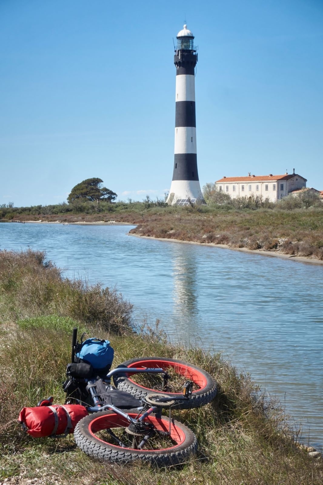 &nbsp;Phare de Faraman, encore en service, avec ses lentilles de Fresnel actives.