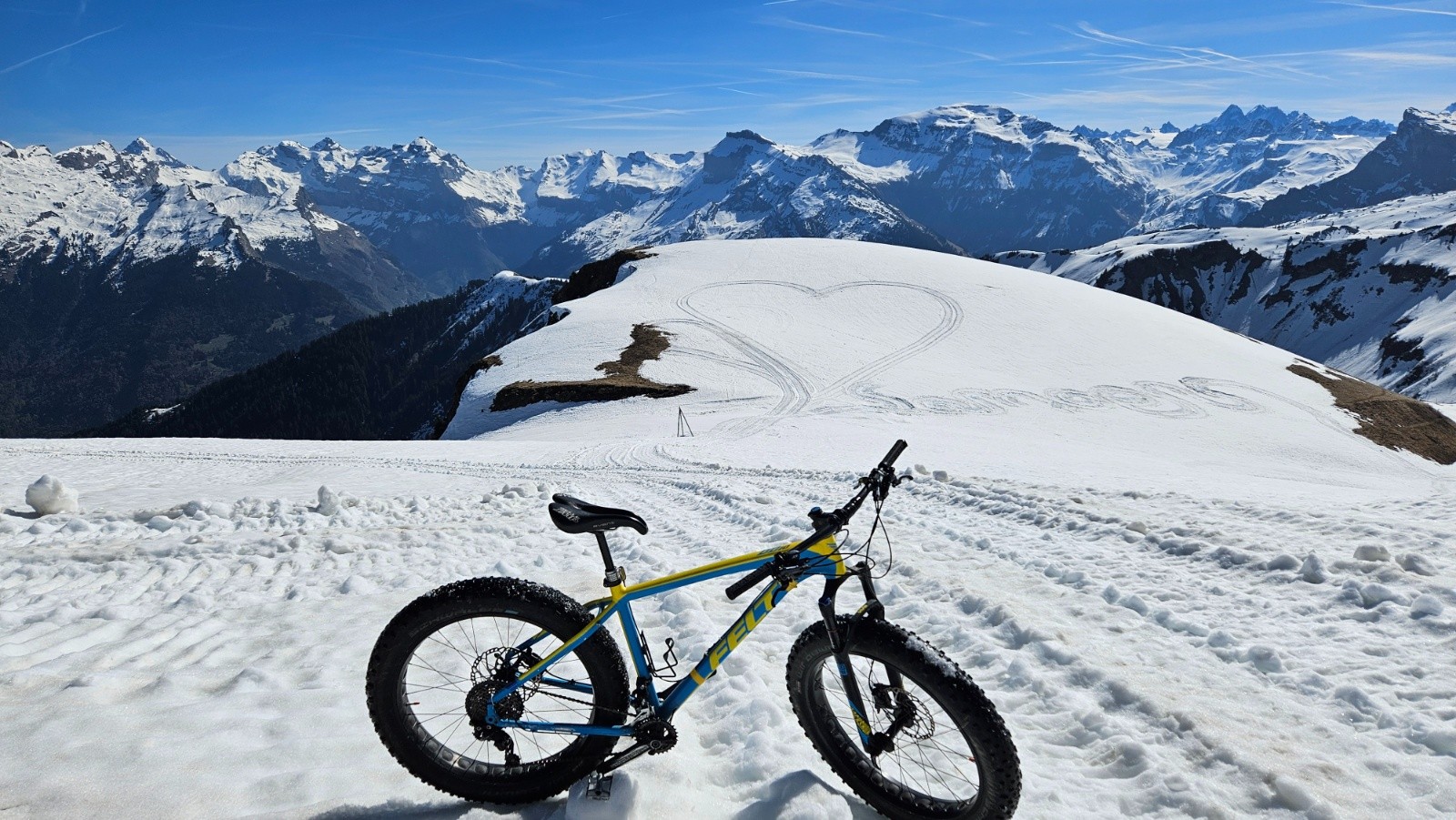 Côté message d’amour.