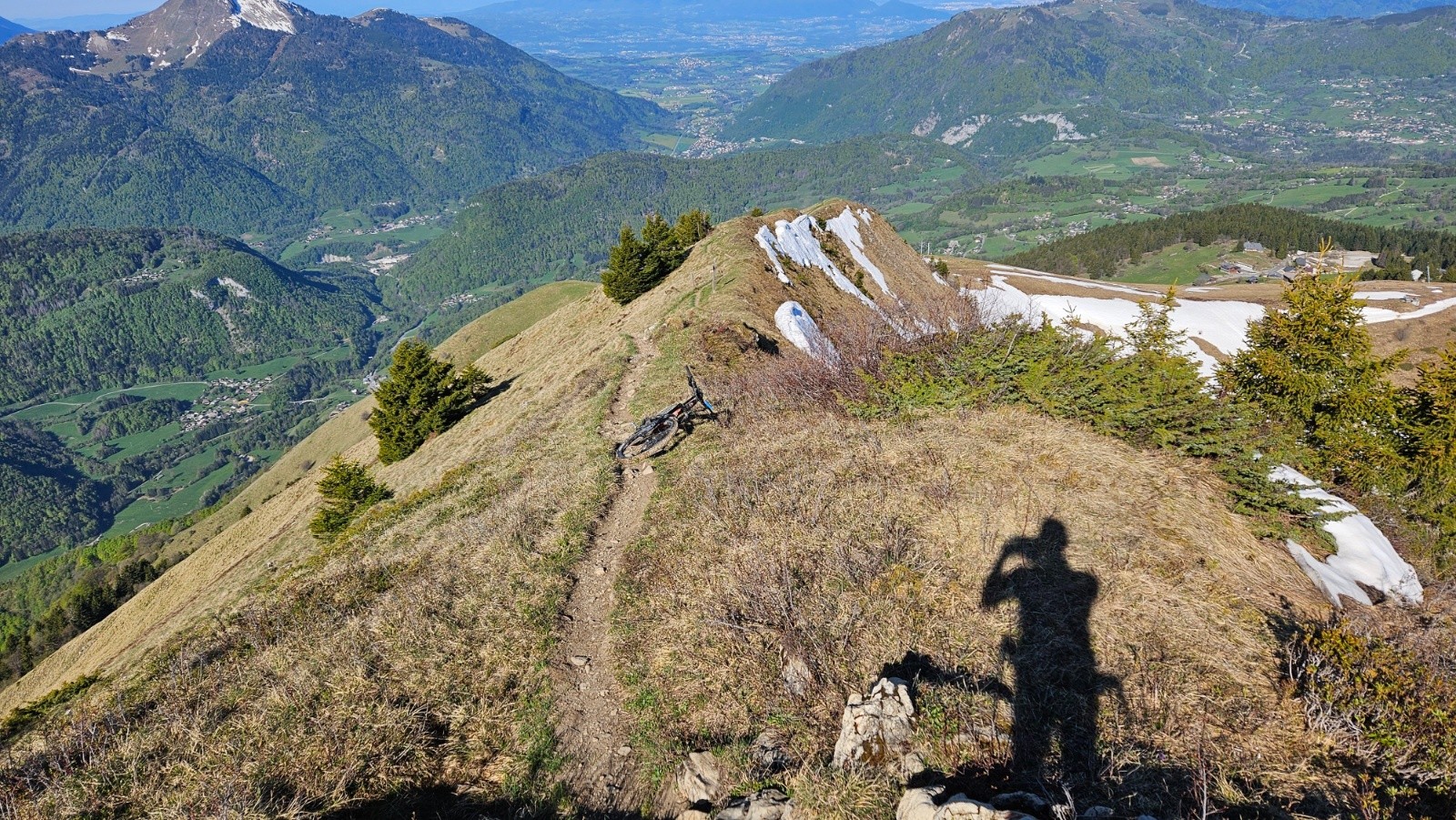 Le milieu de l’arête de la Pointe de Perret.