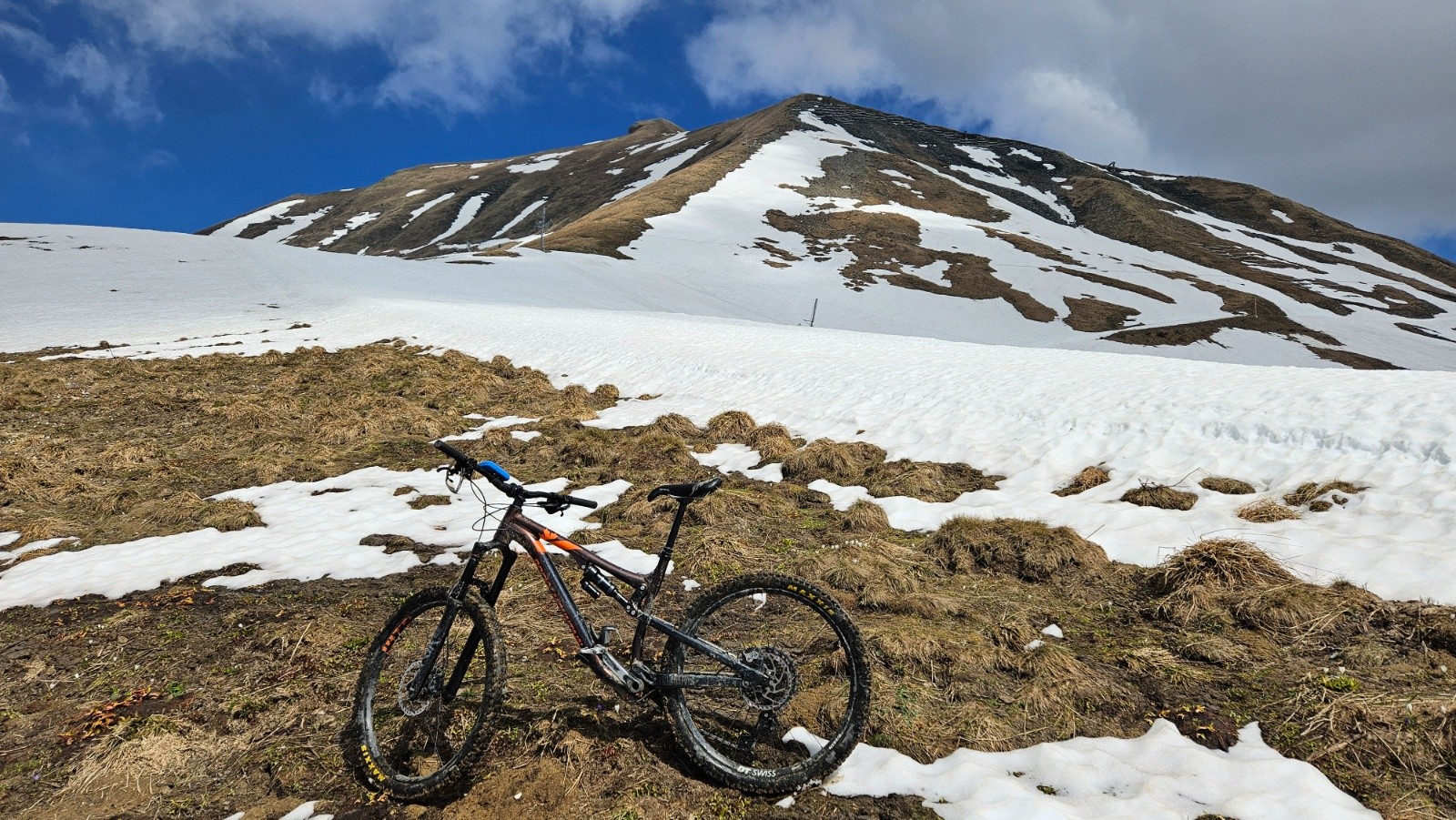 J’avais envie de grimper le sentier bien raide, mais j’étais
trop cramé.