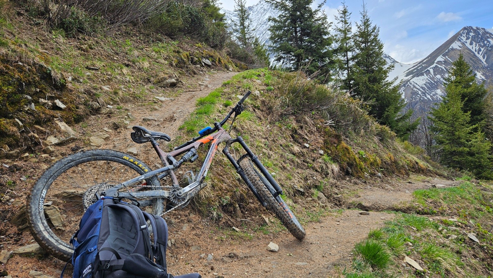 #6 Pas le temps de faire plus de photos, je suis à la bourre. Pas le temps de faire plus de photos, je suis à la bourre.
