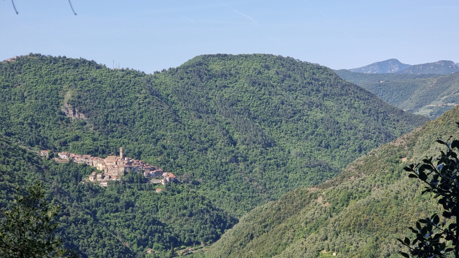 #1 Castel Vittorio (le village de mon Grand Père) Castel Vittorio (le village de mon Grand Père)