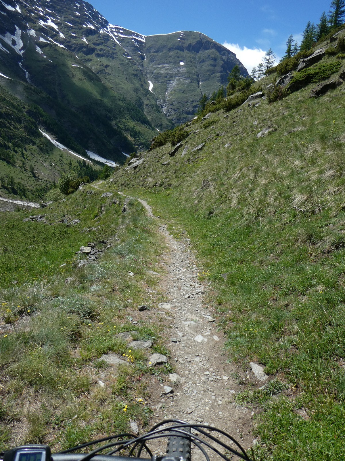 Sentier rive droite avant Vincendières&nbsp;
