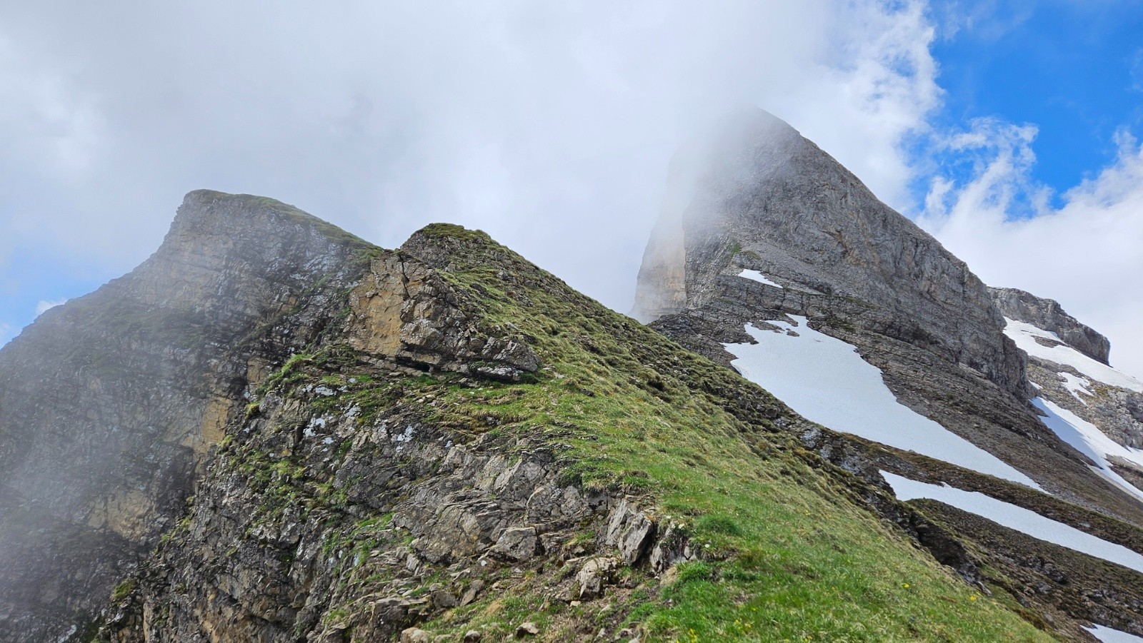 #7 Sur l’arête. Sur l’arête.