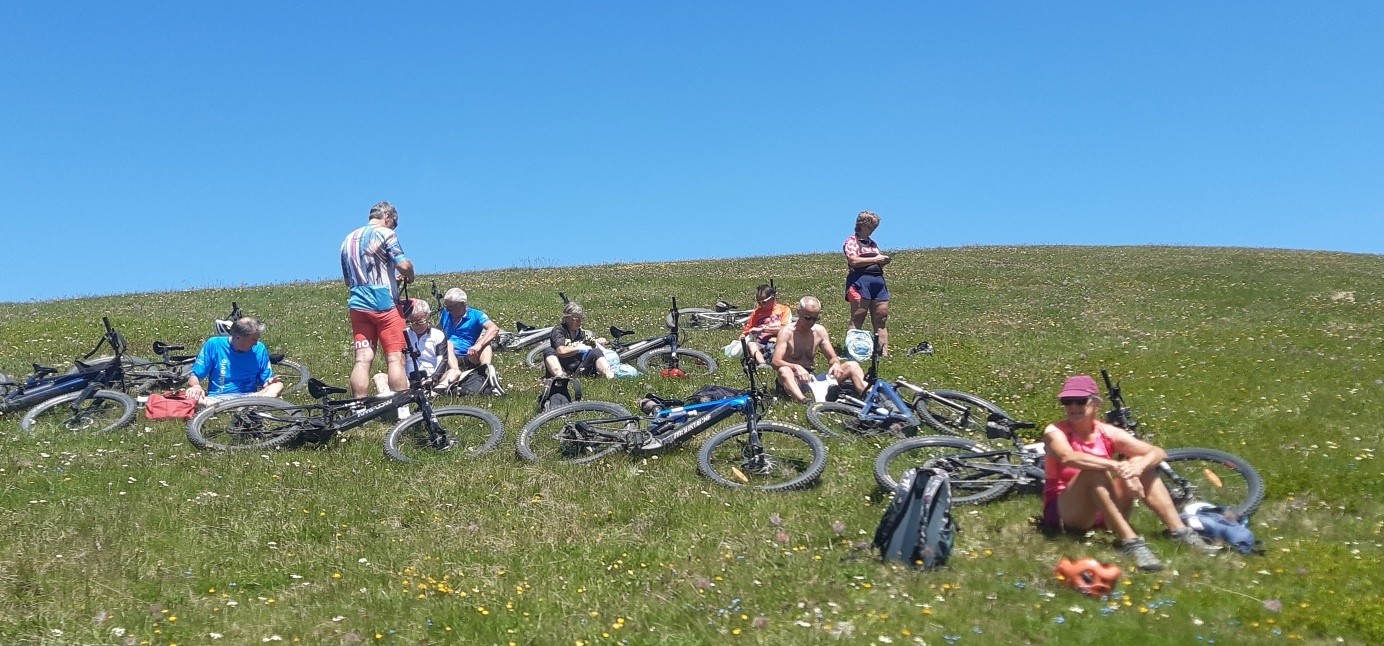 #4 Picnic au dessus du col Picnic au dessus du col
