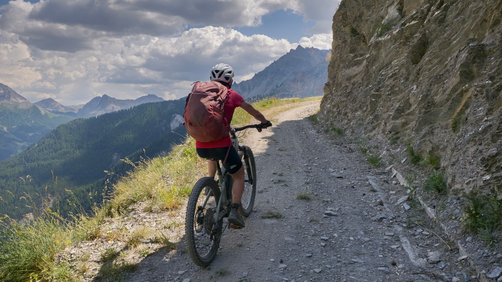 Versant italien du col de la Roue