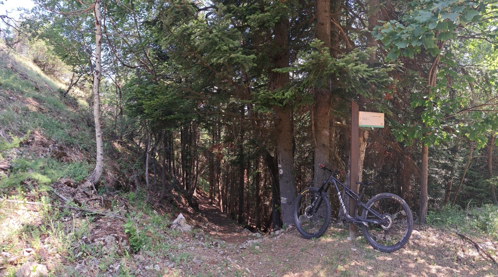 Départ sentier Le Fay&nbsp;