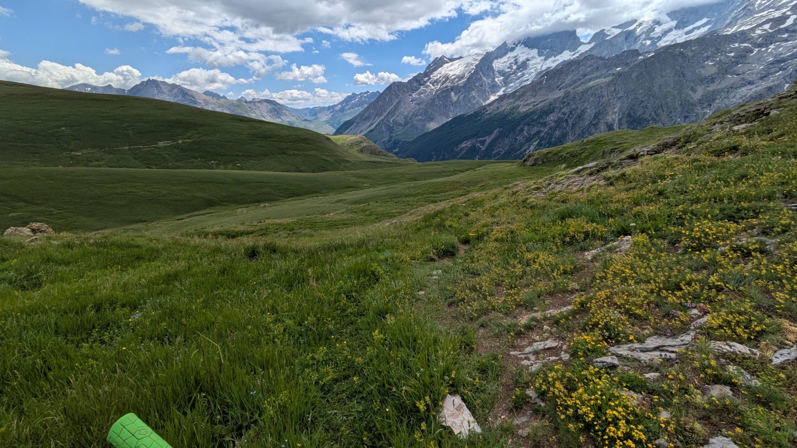 petite sente peu marquée mais sauvage&nbsp;