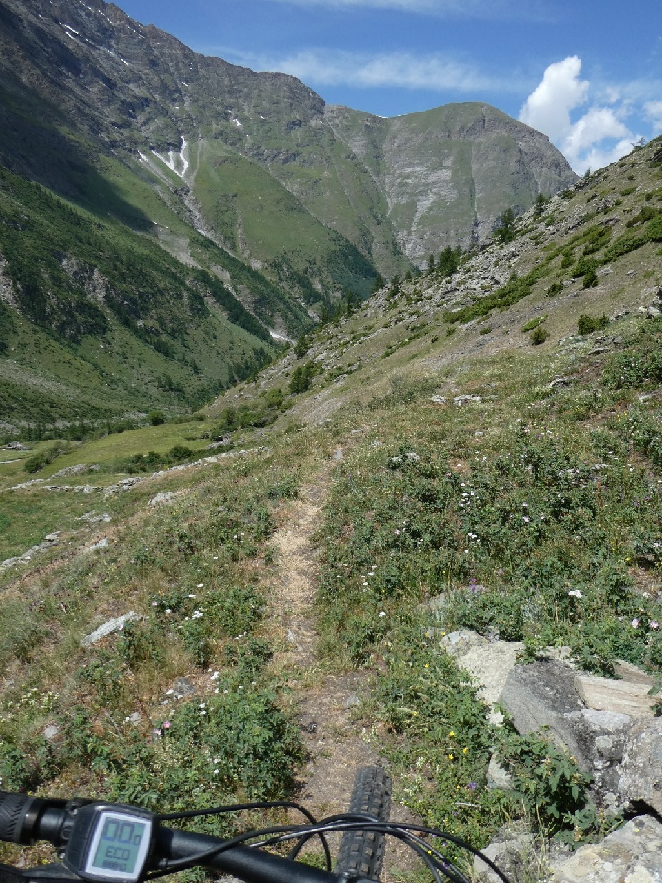 #5 Sentier rive droite Sentier rive droite