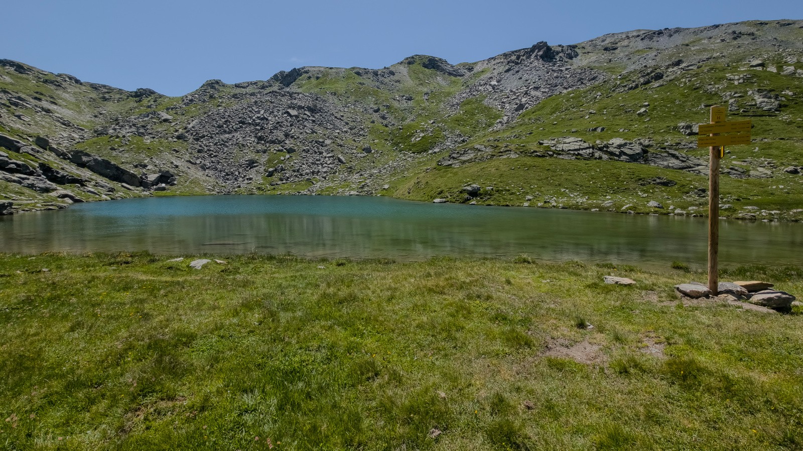 #10 Lac Crintallia Lac Crintallia