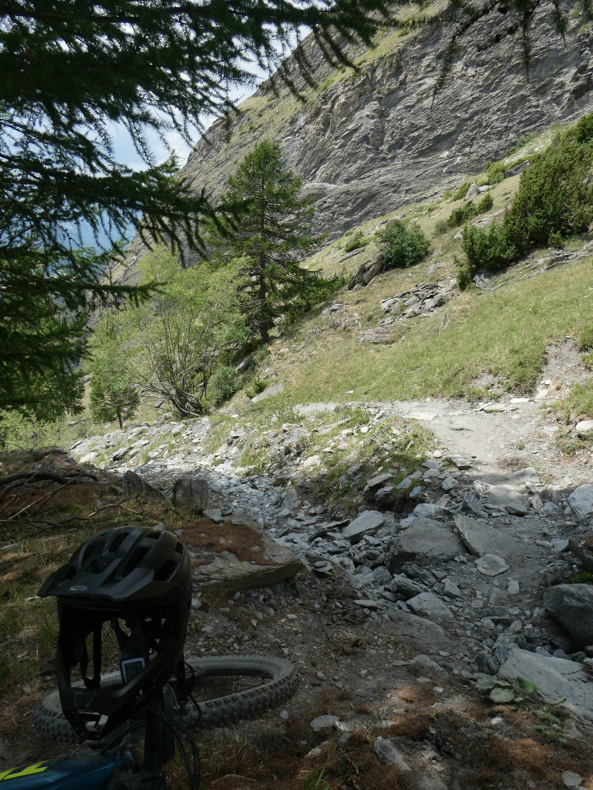 #10 Sentier de sous le Pis Sentier de sous le Pis