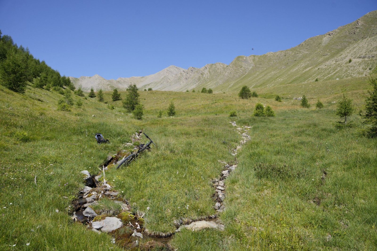#1 Point d Point d'eau dans le vallon de Bachasse