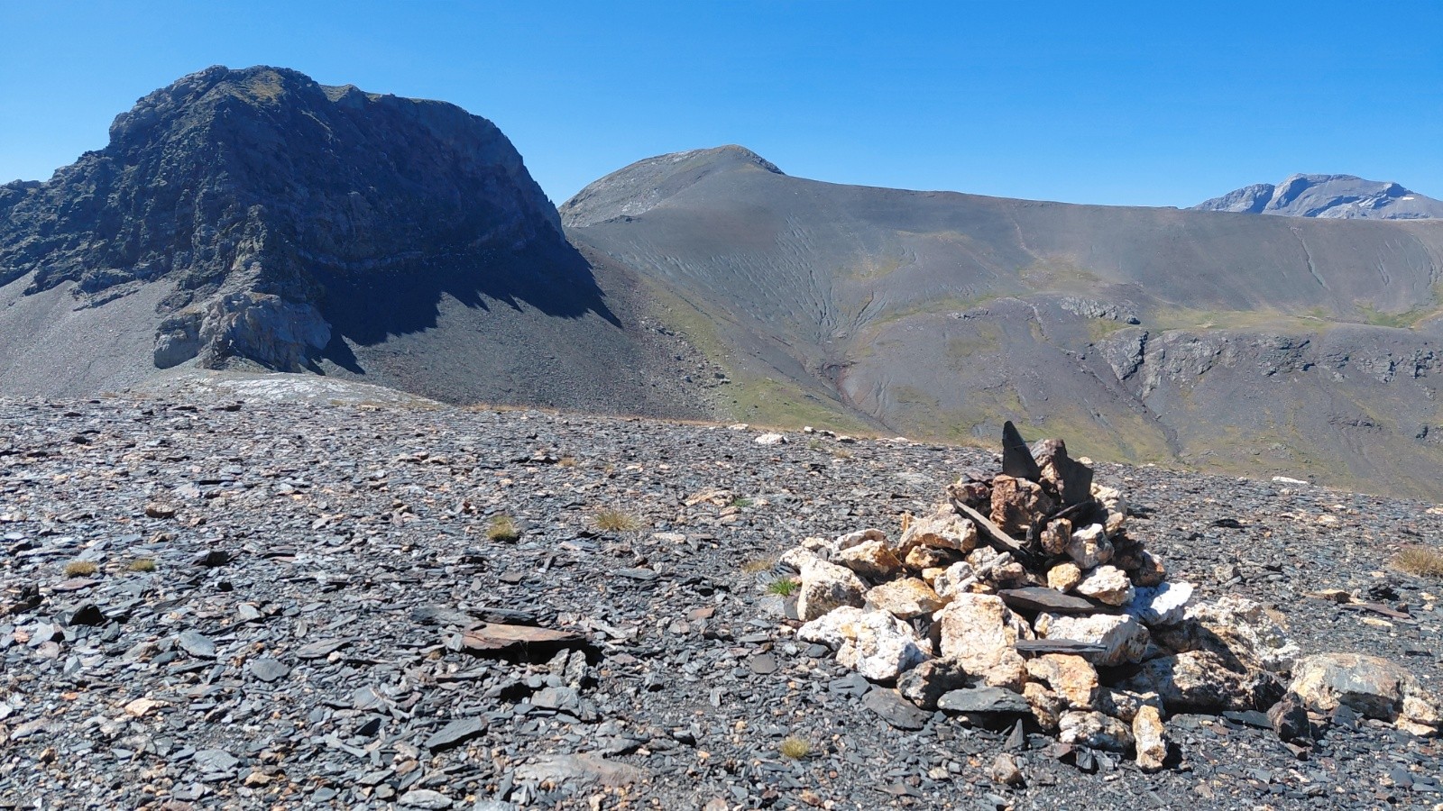 Les crêtes qu'on vient de parcourir&nbsp;