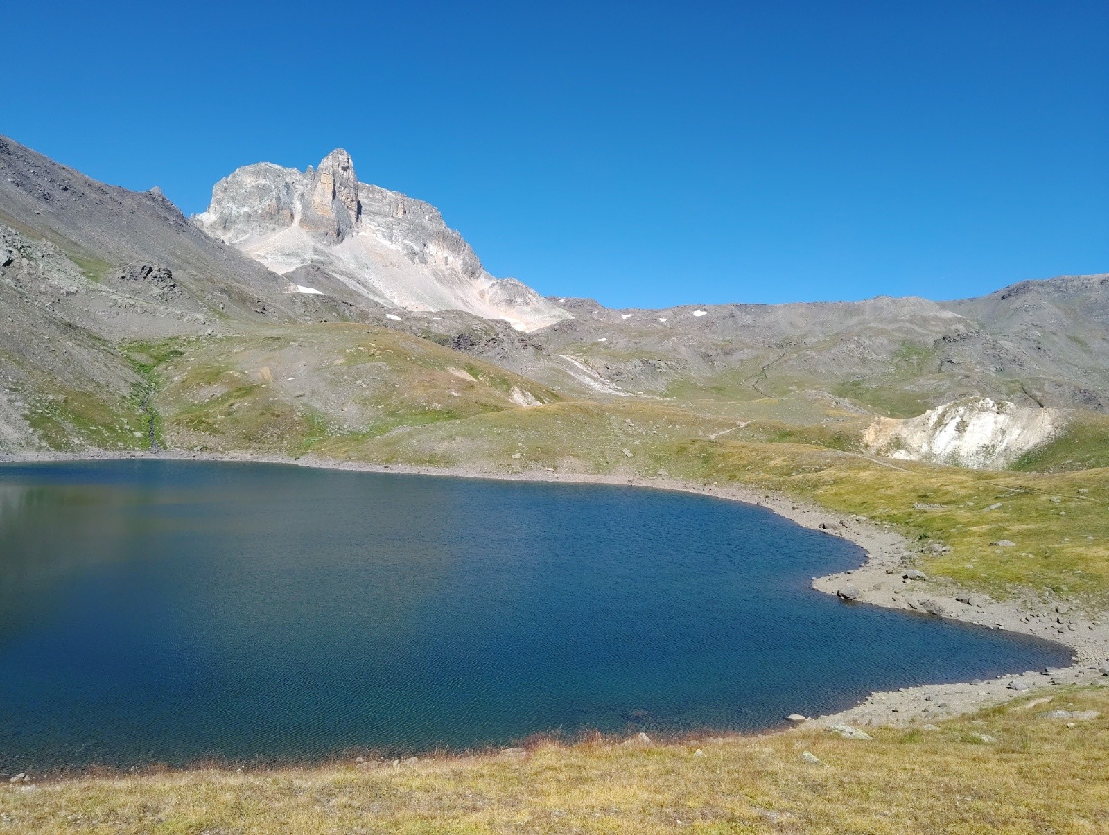 Lac rond (lacs ste Marguerite )