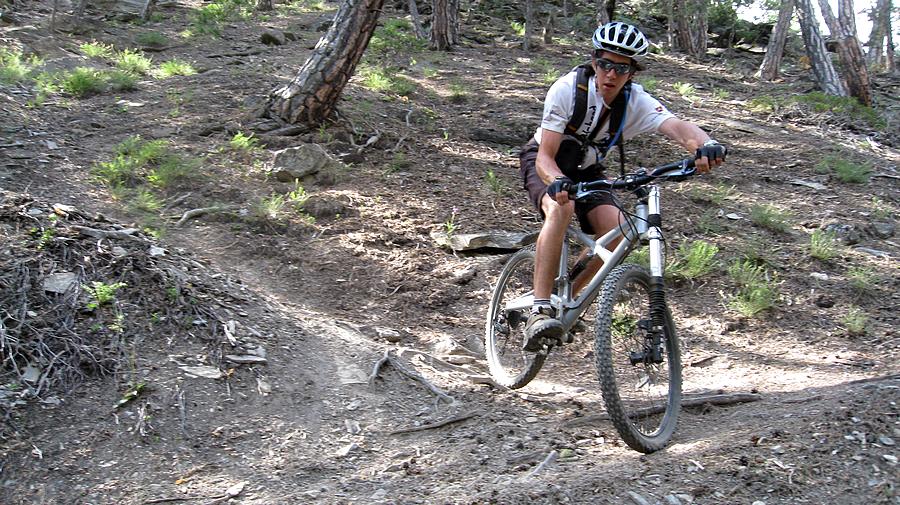 #28 Epingle serrée Epingle serrée