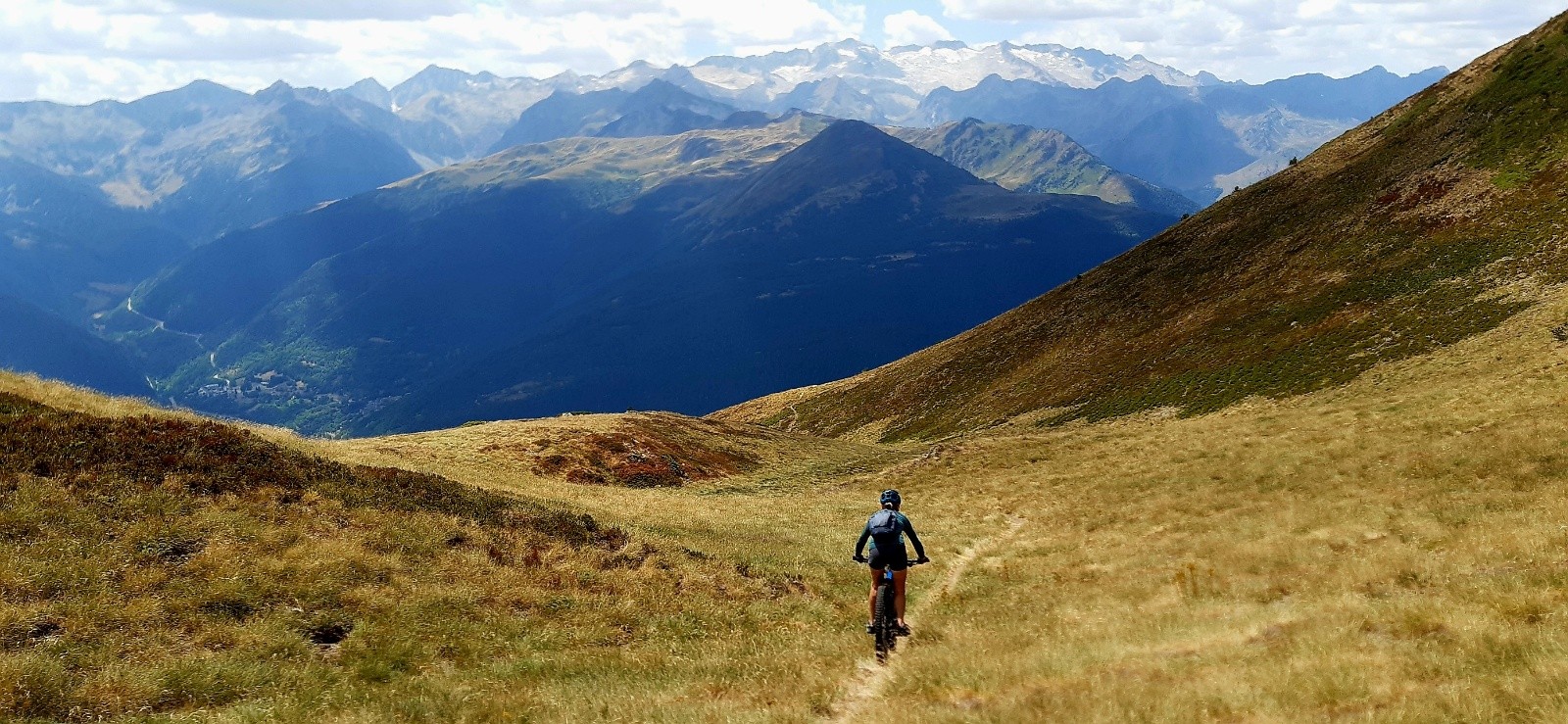 #7 Début descente sur sentier peu marqué Début descente sur sentier peu marqué