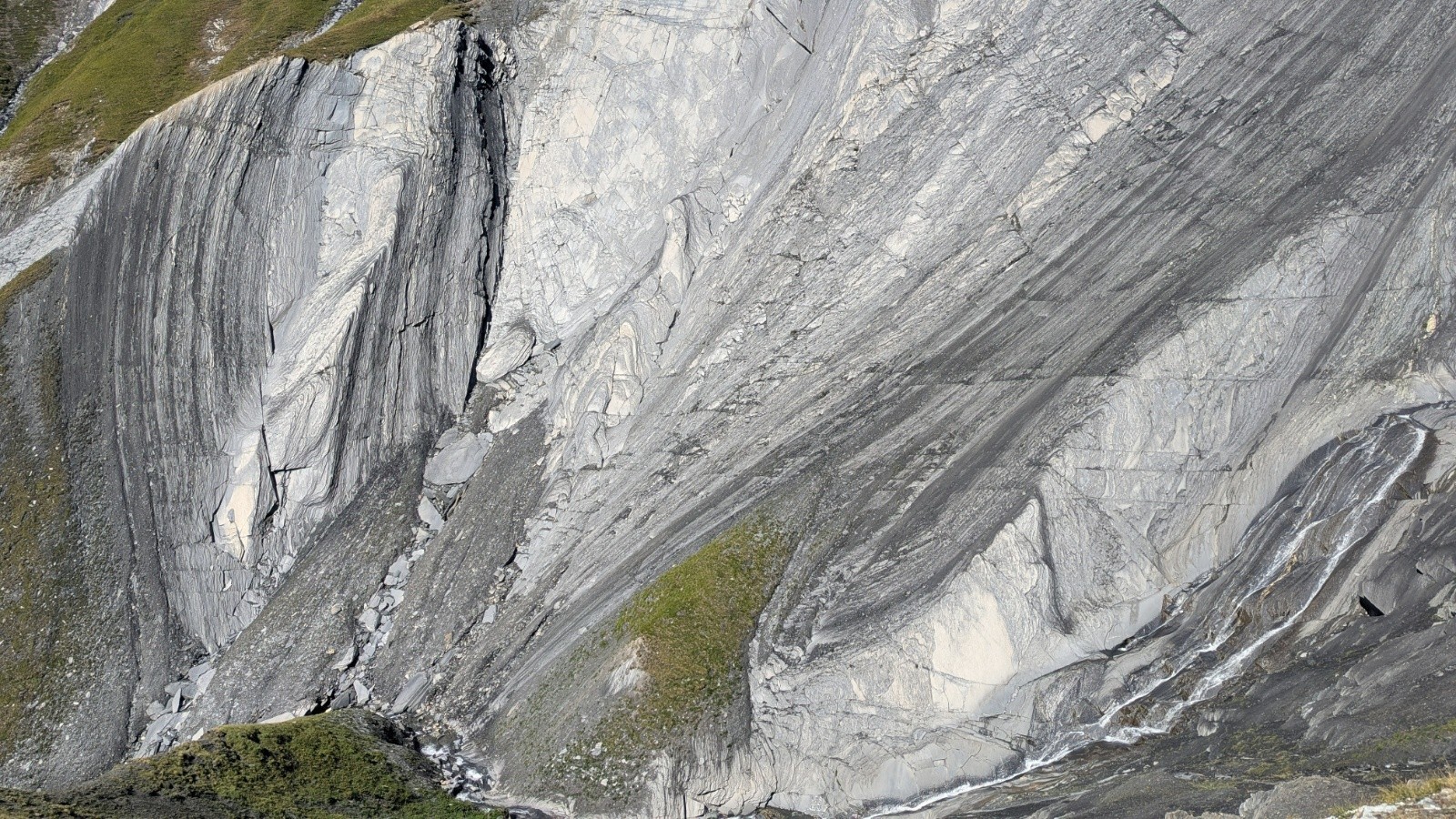 &nbsp;les dalles vertigineuses pour les plus extrêmes riders