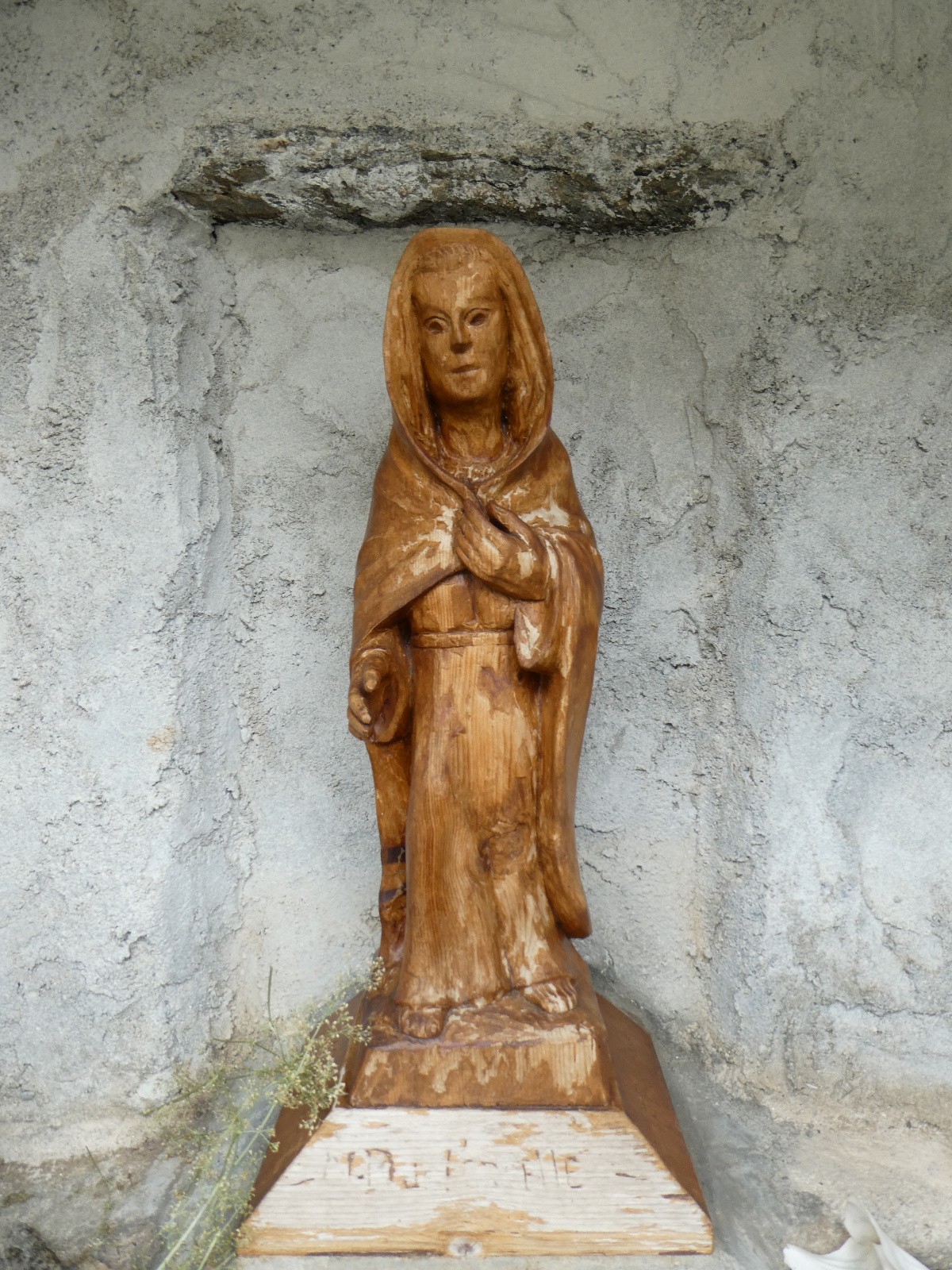 #4 La vierge de l La vierge de l'oratoire sous le refuge