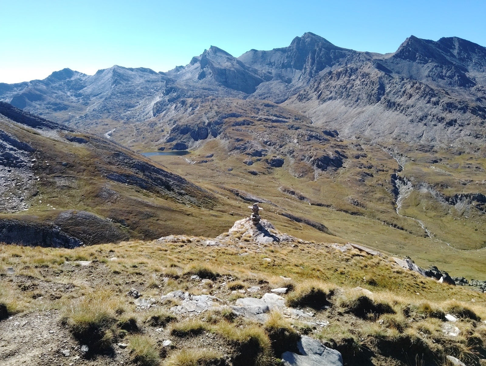 #12 On voit les lacs longet au fond On voit les lacs longet au fond
