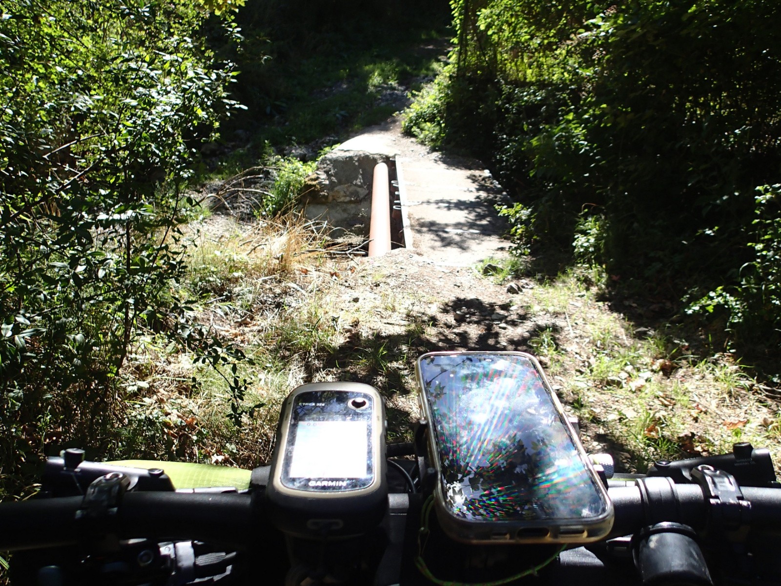 #5 Le ch Le ch'tit pont sur le ruisseau du Fonjaret...