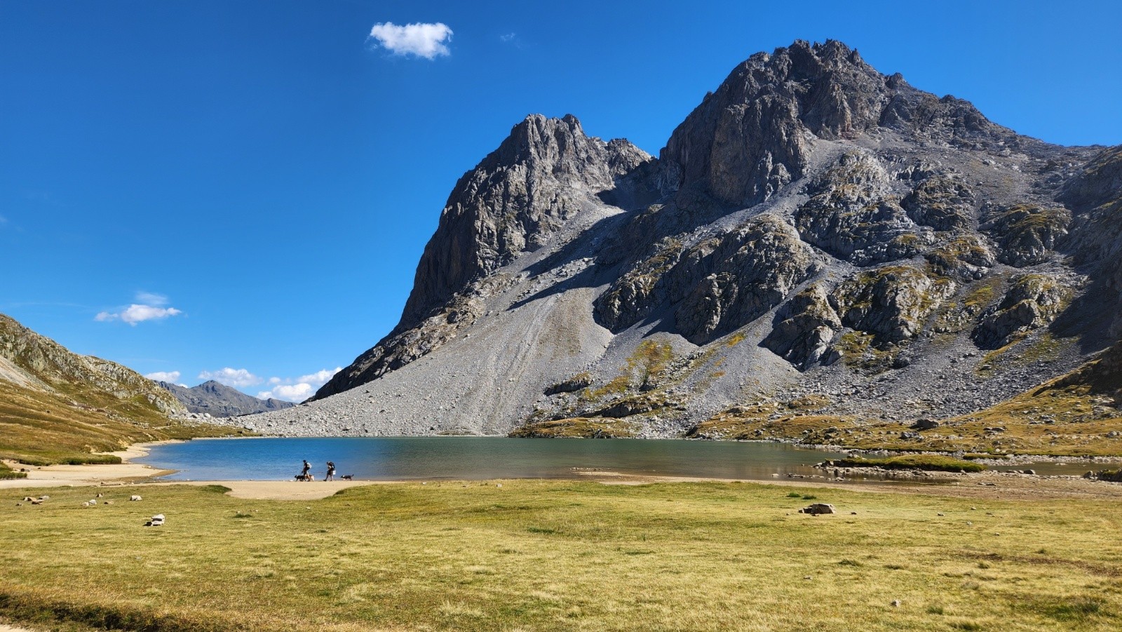 #7 Lac des Rochilles Lac des Rochilles