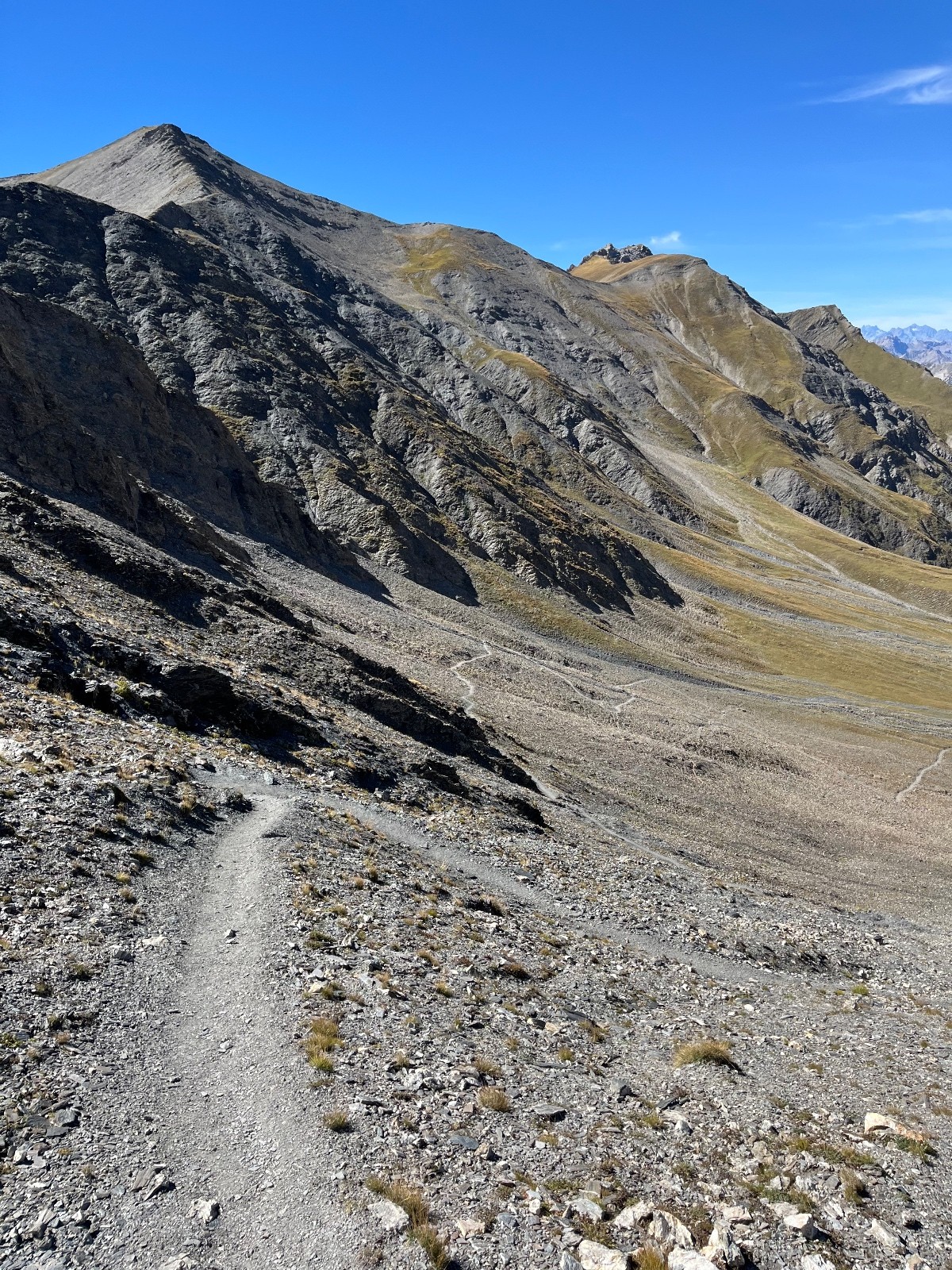 #5 Le col de clausis, tout lisse et bien compacté, du VDM cool ça en descente Le col de clausis, tout lisse et bien compacté, du VDM cool ça en descente