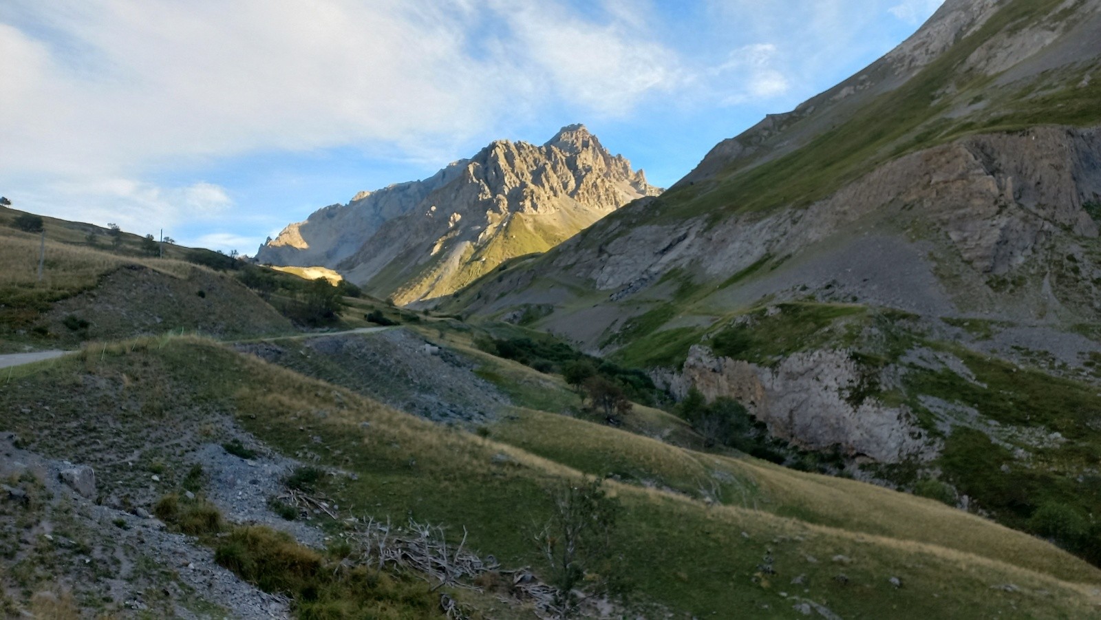 #30 Montée aux Rochilles Montée aux Rochilles