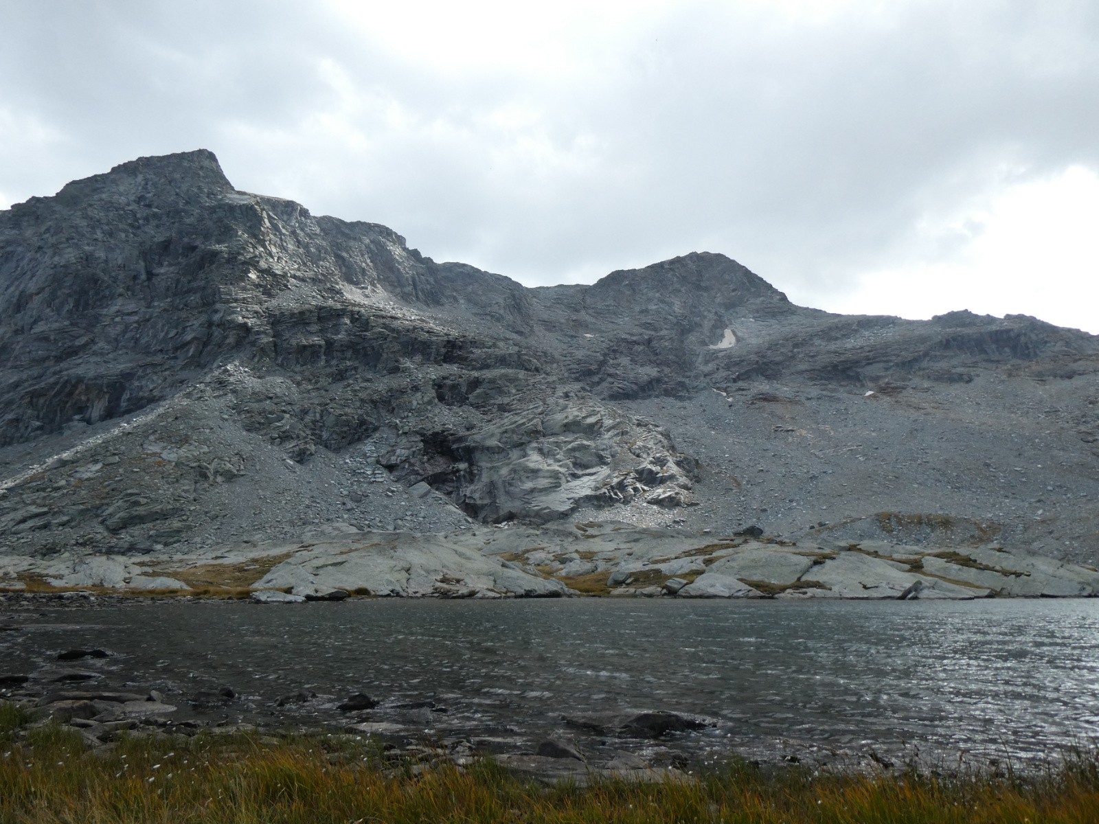 #15 Lac Blanc et la face N du Giusalet, j Lac Blanc et la face N du Giusalet, j'y ai connu un petit glacier!